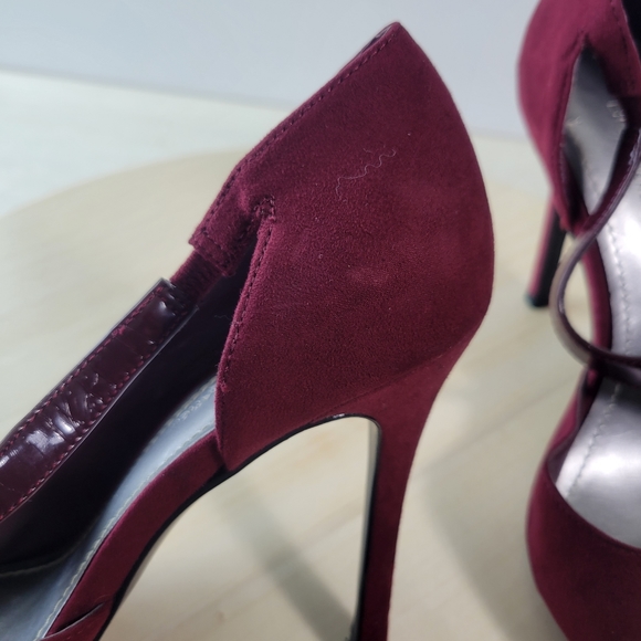 BCBGeneration PL Tianah Burgundy Heels Womens Size 7 - Picture 12 of 13